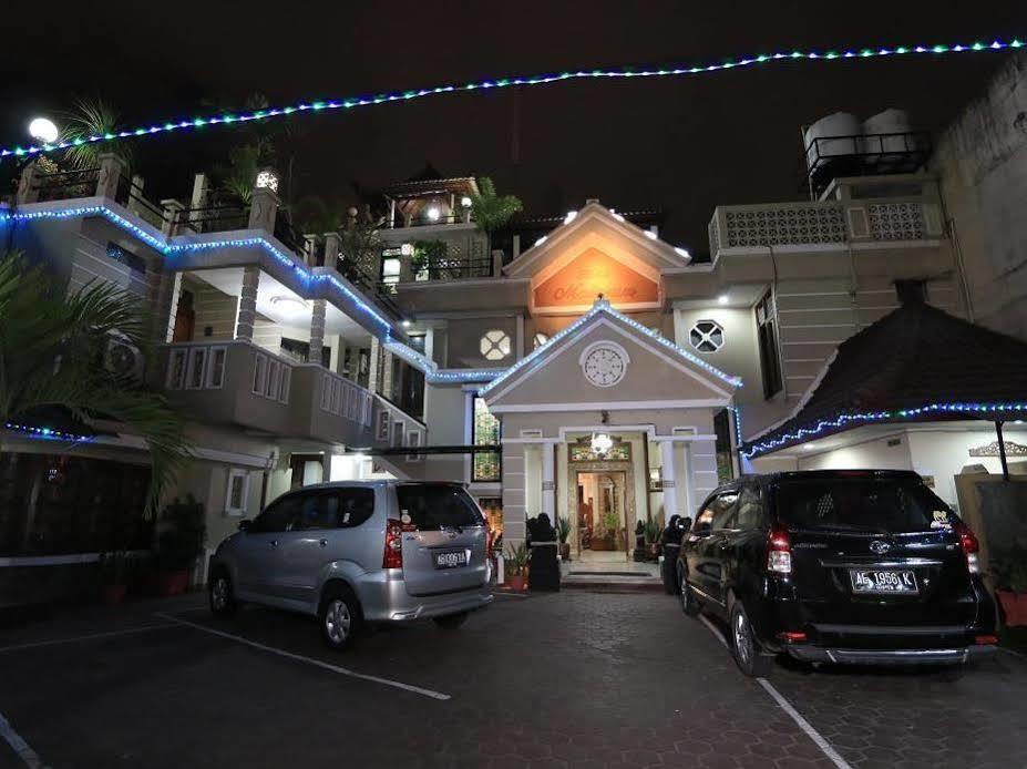 Mataram Hotel Yogyakarta Exterior foto